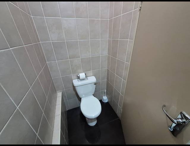 177M² OFFICE FOR SALE IN LITTLE FALLS